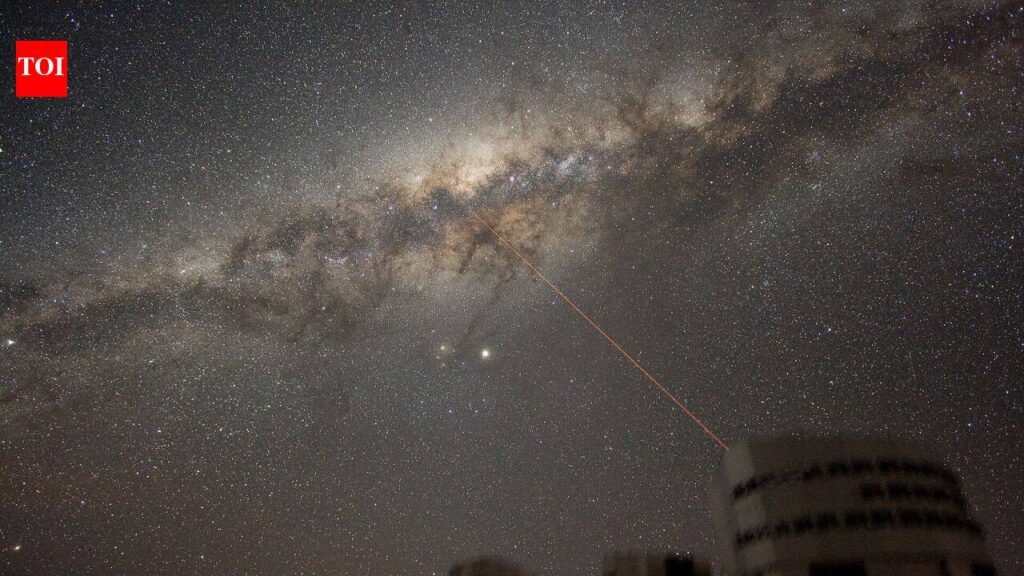 Inside SMUGGLE-Ring project: Conveyor belt at the centre of galaxy is fuelling the growth of two massive structures at the same time |