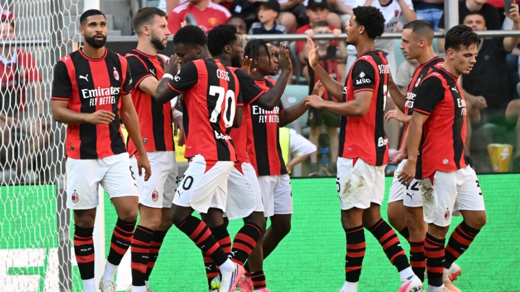 Manchester United v AC Milan at 4.45pm, the latest updates and the probable line-ups LIVE