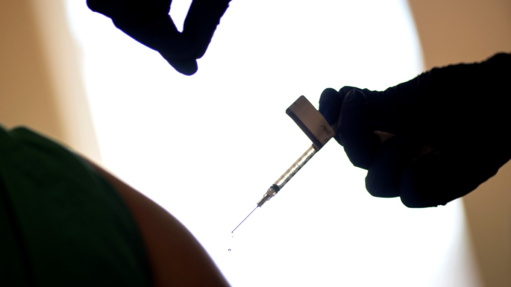 Long Covid: Gut immune system struggling to clear virus, study finds