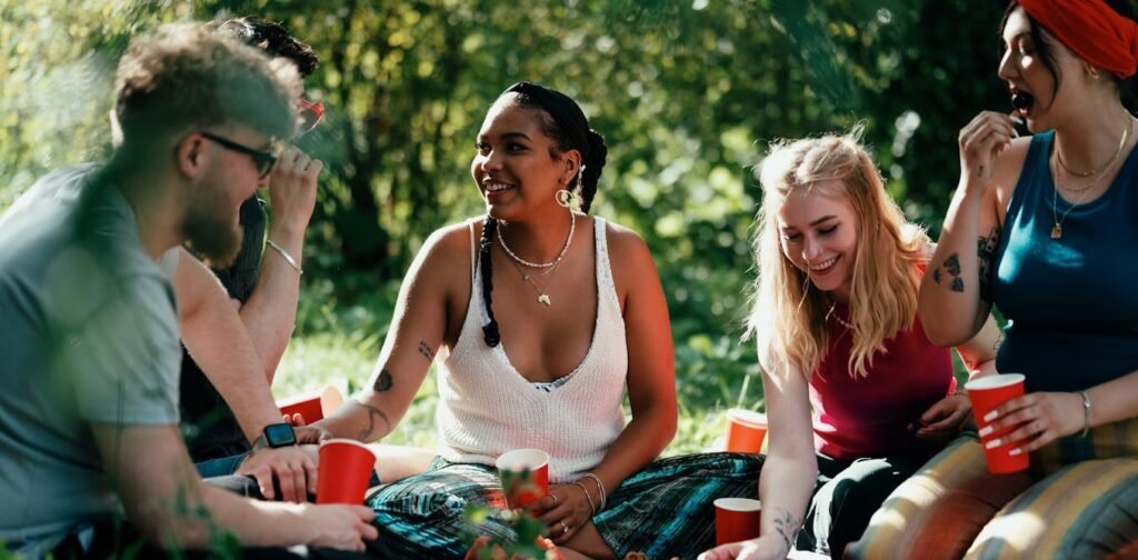 A lot of casual friends, or only a few you’re really close with? New research questions that trade-off