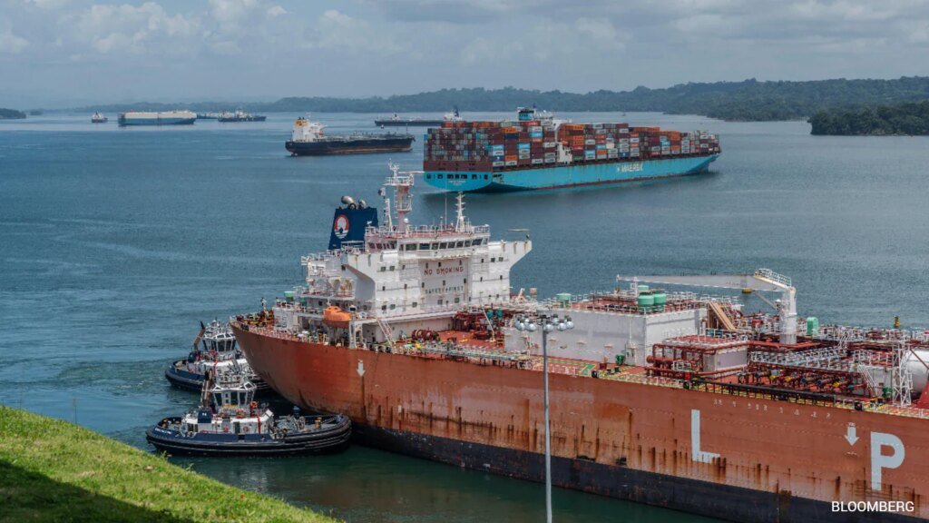 Container Ship Seaspan Benefactor Pays 4 Million dollars To Skip Panama Canal Queue Amid Iran War