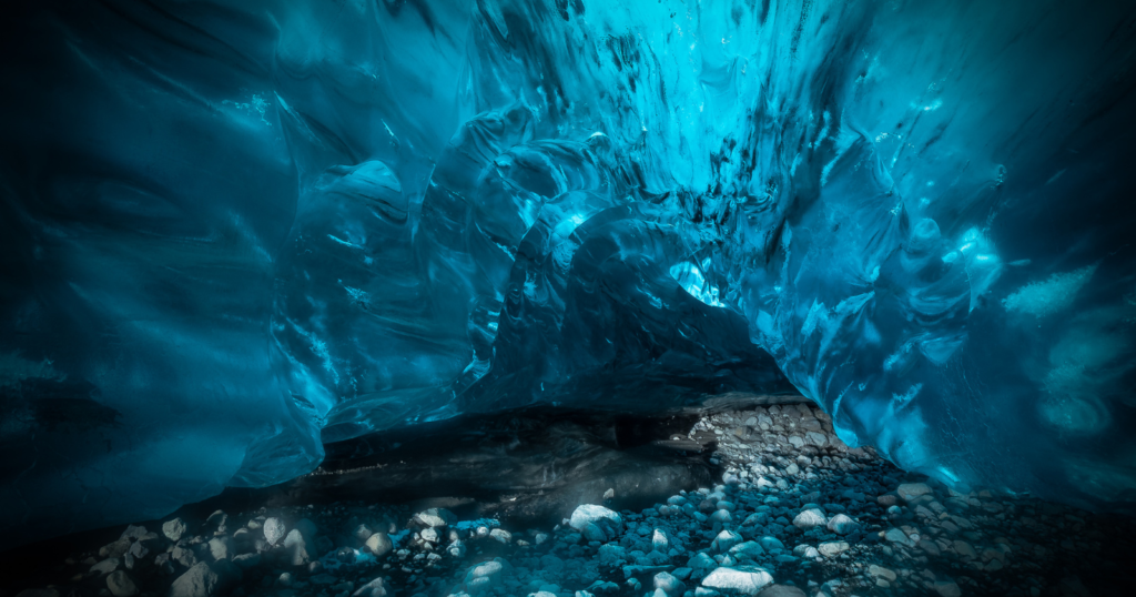 Nearly 300 metres beneath Mexico’s Chihuahuan Desert, miners tunnelling for ore broke into a chamber filled with crystals as long as a bus — giant beams of gypsum up to 11 metres long, hidden underwater for hundreds of thousands of years until mine pumps exposed them