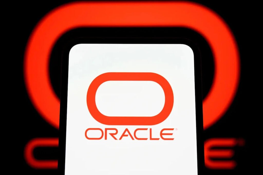 ORCL Stock Spikes On New HPE Equipment Deal: Retail Turns Bullish Ahead Of Q1 Report